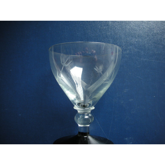 Glas med sort fod og slebne og streger, Juice / Vand, 9x5.5 cm - Diverse glas