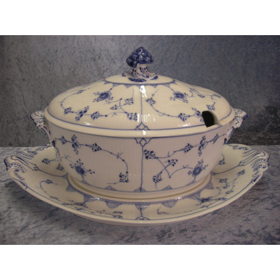 Fluted plain, Tureen with dish no 214+217, 19x31x20 cm, Factory first, RC