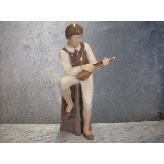 Mandolin player no 1600, 28 cm, Factory first, B&G