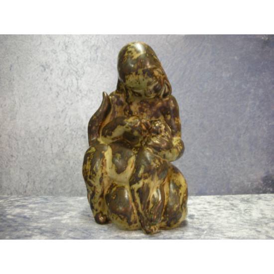 Girl with cat Stoneware no 20262, 23 cm, Factory First, RC