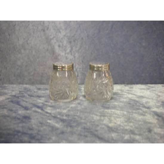 Silver Salt and Pepper cellar / shaker, 3.5x3 cm