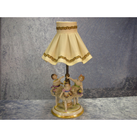Porcelæn med blonder, Lampe, 36 cm inkl. skærm