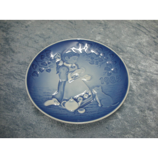 Children's Day annual plate no 9801, 1985, 13 cm, Factory first, Bing & Grondahl