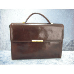 Adax Bag in brown leather, 22x30 cm