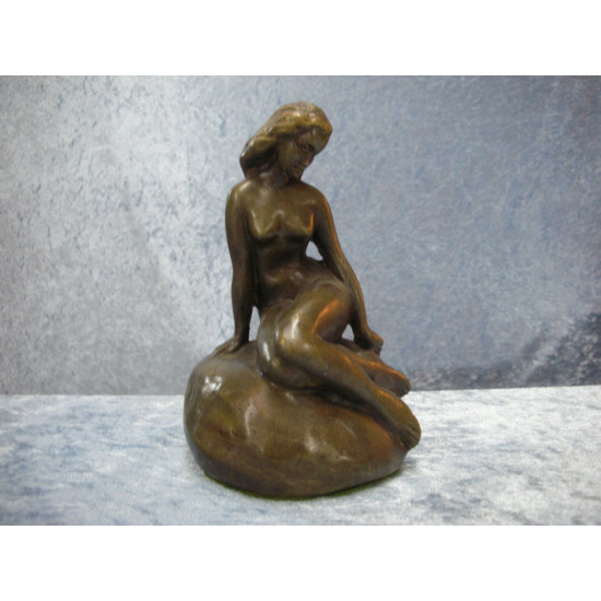 Bronze Woman on stone, 15.5 cm