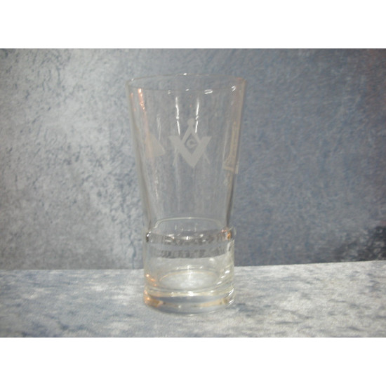Mason glass 17.10.96, 13.6x7.3 cm