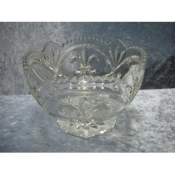 Crystal Bowl on foot French Lily motif, 13.5x20 cm