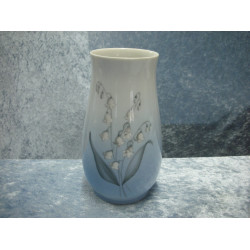 Vase with lily of the valley no 57/210, 17x7 cm, Bing & Grondahl