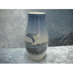 Vase with stork nest no. 1302/6250, 21.5x7 cm, Bing & Grondahl