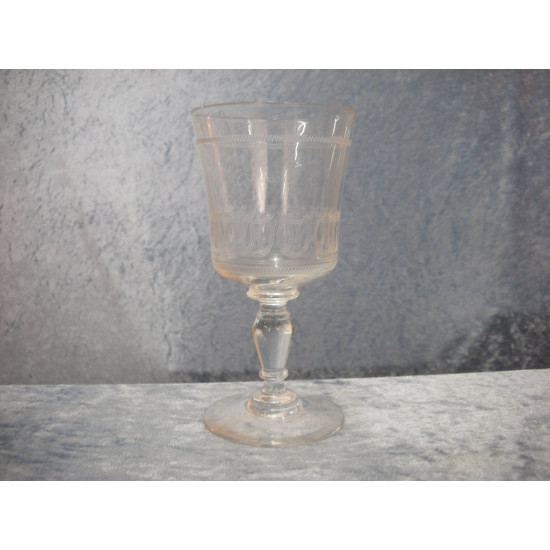 Wine glass with grindings, 16.3x8.3 cm