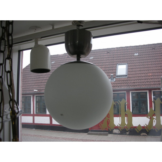Dome / Ceiling lamp in frosted glass, 23 cm