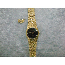 Povl Klarlund Wristwatch in gold-plated steel no. 150.010