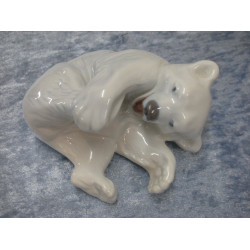 Polar bear cub no 729, 6x11x9 cm, 1st sorting, Royal Copenhagen