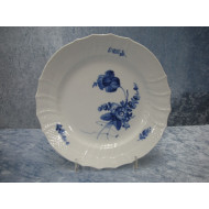 Blue Flower curved, Flat Dessert Plate no. 1625, 17.5 cm, RC