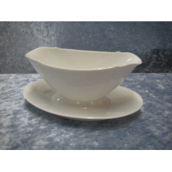 Elegance white porcelain, Sauce boat / Gravy bowl no. 8A, 8x18.5x11 cm, Bing & Grondahl