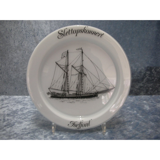 Holmegaard Ship plate in glass, 1983 Slettop schooner, Isefjord, 19.5 cm