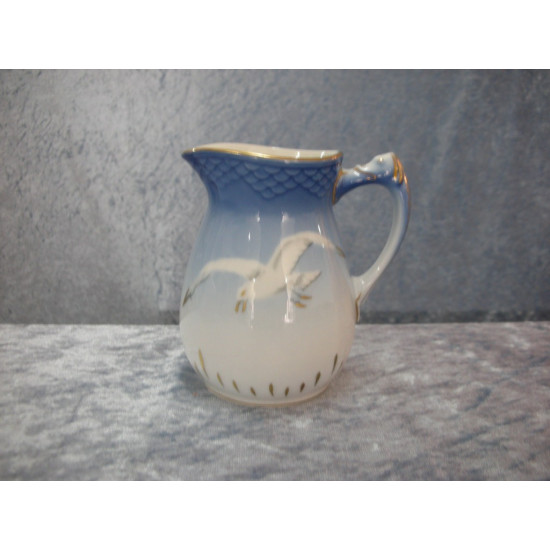 Seagull with gold, Creamer no 189, 10.5 cm, Bing & Grondahl