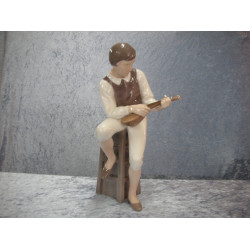 Mandolin player no 1600, 28 cm, Factory first, Bing & Grondahl