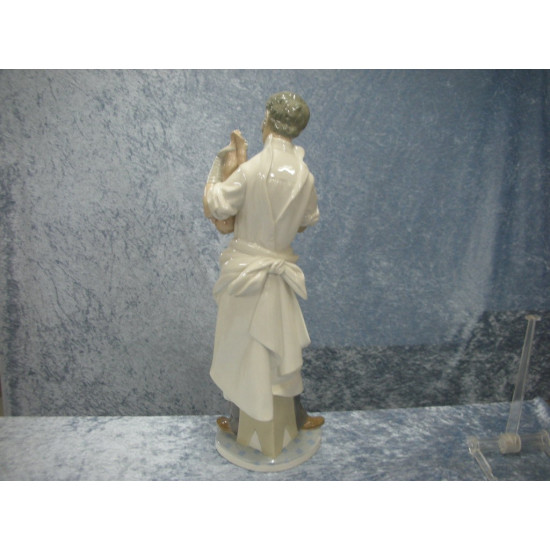 Doctor with child, tall 41.5 cm, Lladro Spain