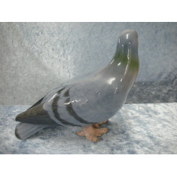 Pigeon figurine no. 1911, 15x20 cm, 1. sorting. Bing & Grondahl